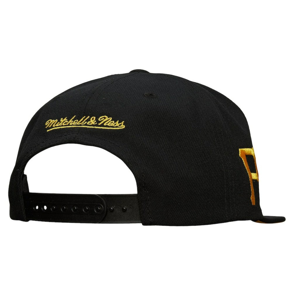 Pittsburgh Pirates Team Tagged Snapback Hat Black | Mitchell & Ness