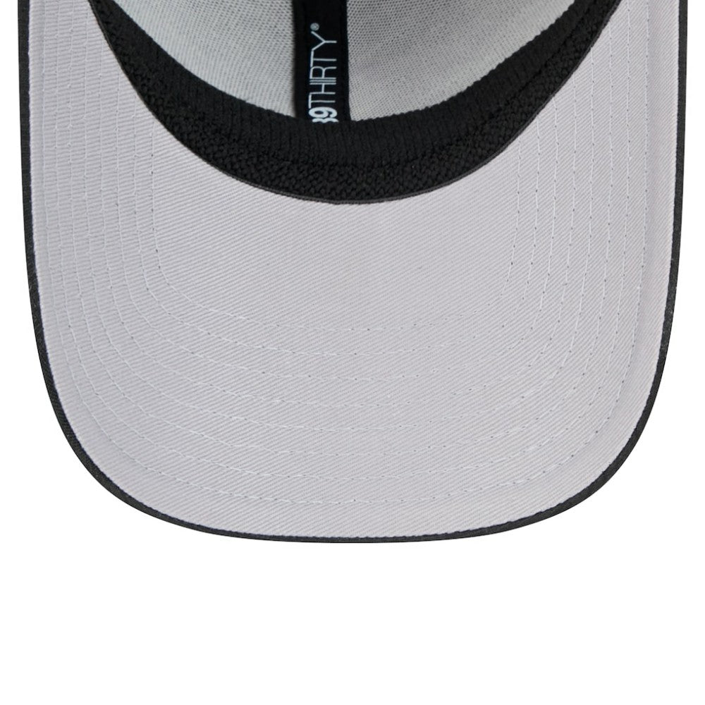 Chicago White Sox Tech 39THIRTY Flex Hat Black | New Era