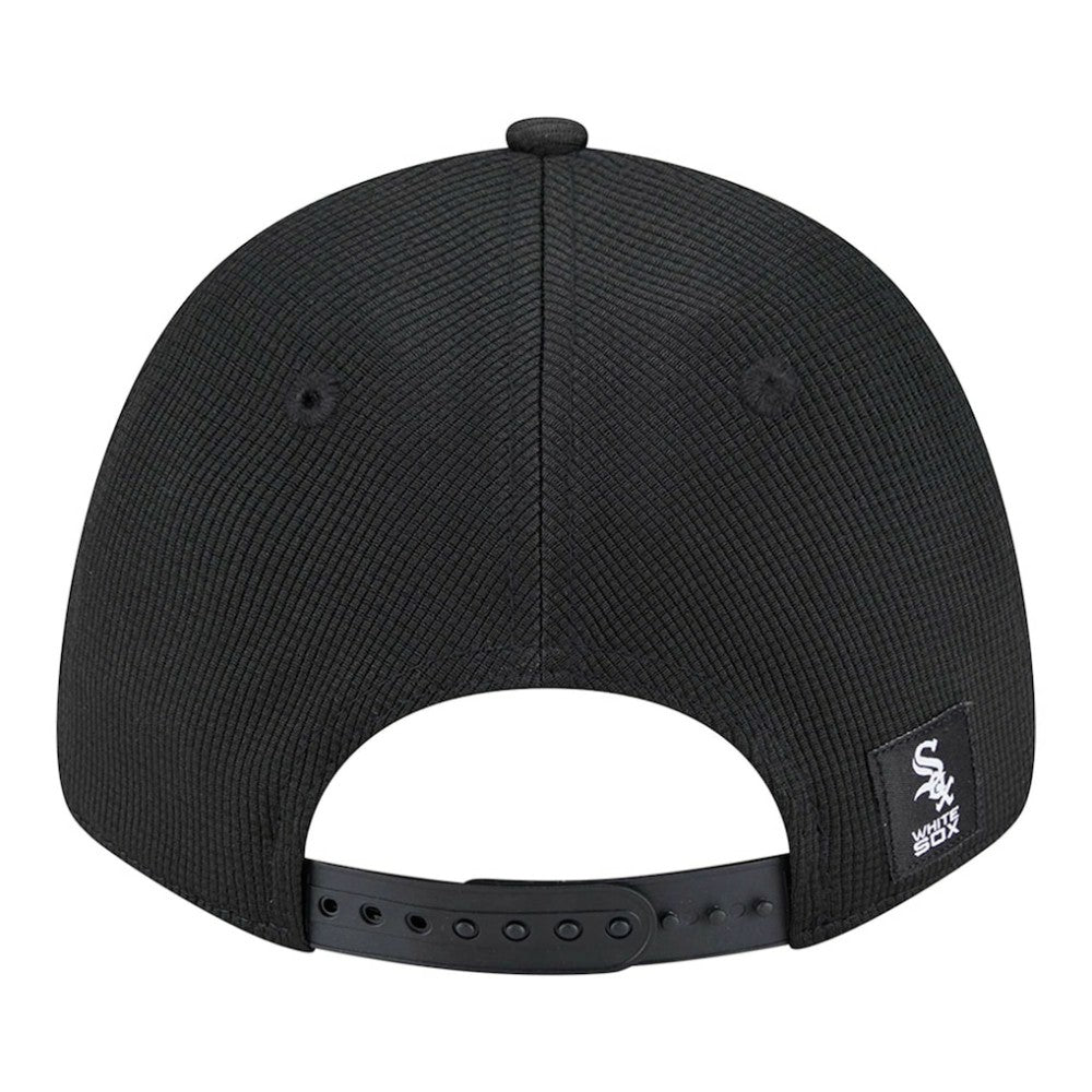 Chicago White Sox Pivot 9FORTY Adjustable Hat Black | New Era