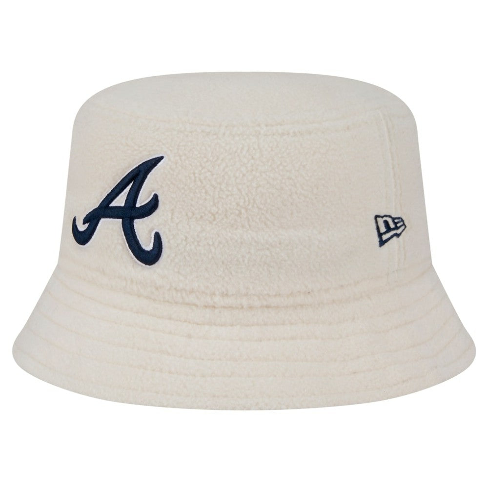 Atlanta Braves Women's Chrome Cozy Bucket Hat White | New Era