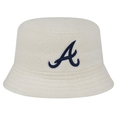 Atlanta Braves Women's Chrome Cozy Bucket Hat White | New Era