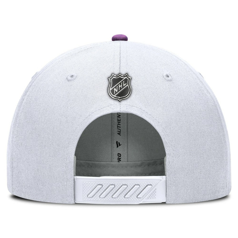 Vegas Golden Knights Fanatics Authentic Pro Hockey Fights Cancer Adjustable Hat White