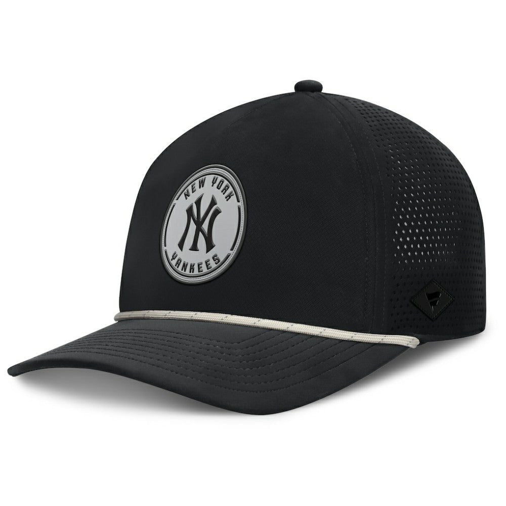 New York Yankees Signature A-Frame Adjustable Hat Black