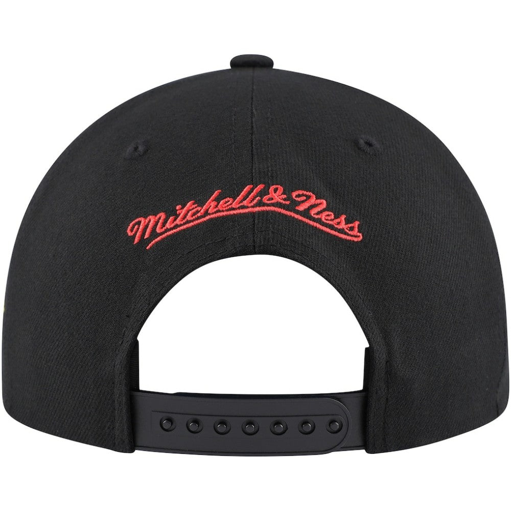 Vancouver Canucks Mitchell & Ness Core Team Script 2.0 Snapback Hat Black