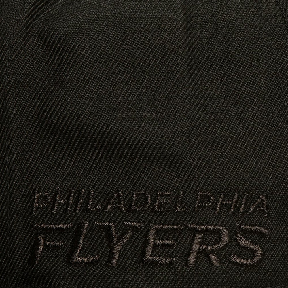 Philadelphia Flyers Mitchell & Ness Soul Strike Pearl Tonal Snapback Hat Black
