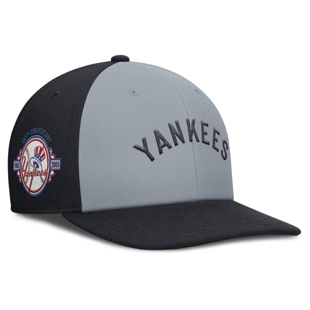 New York Yankees Pro Performance Snapback Hat Gray/Navy | Nike