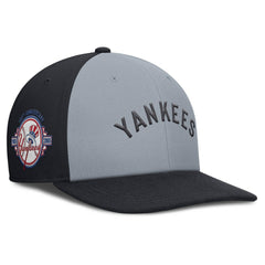 New York Yankees Pro Performance Snapback Hat Gray/Navy | Nike
