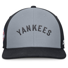 New York Yankees Pro Performance Snapback Hat Gray/Navy | Nike