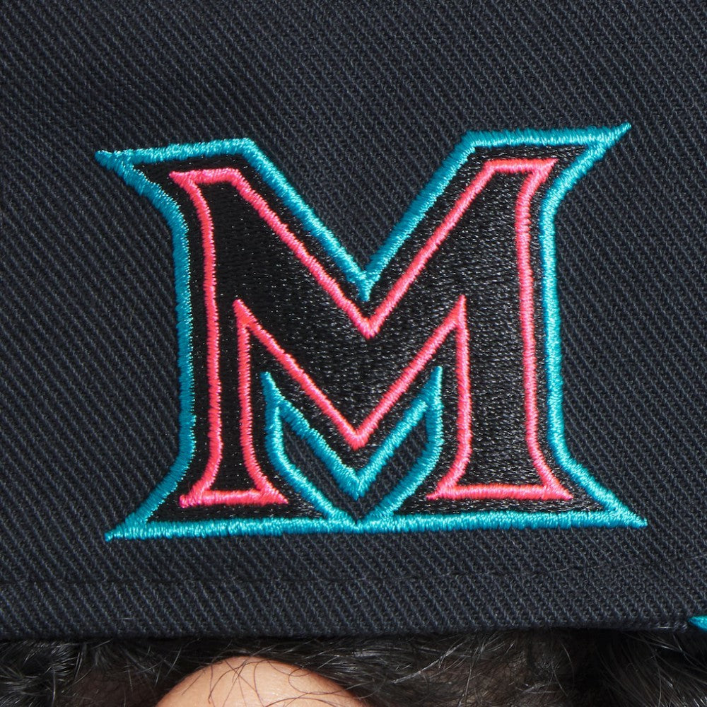 Miami Marlins 2025 City Connect Performance Fitted Hat Black | Nike