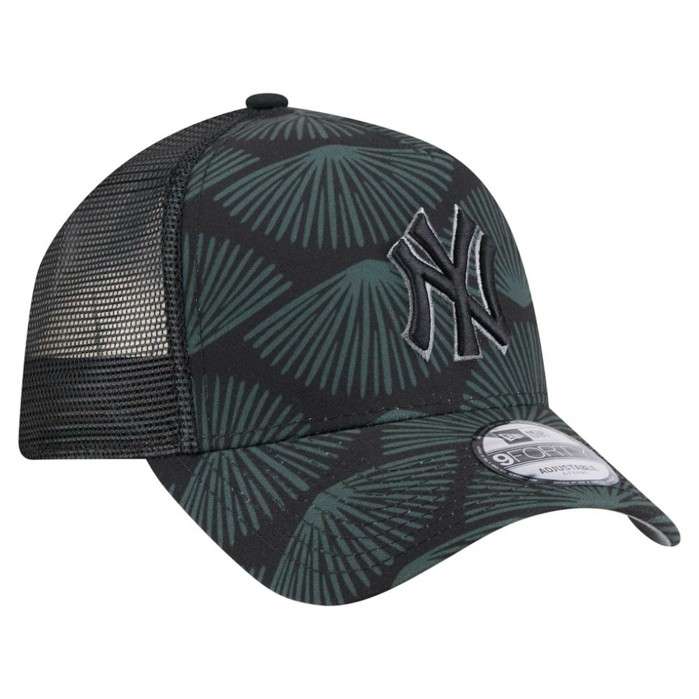 New York Yankees 9FORTY A-Frame Trucker Adjustable Hat Black | New Era