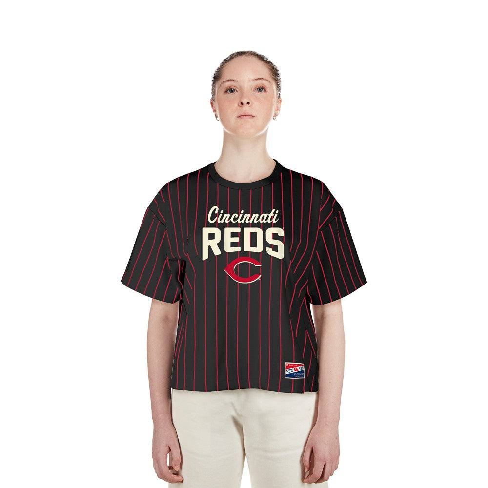 Cincinnati Reds Women's Cooperstown Collection Multiplier Pinstripe Cropped T-Shirt Black | New Era