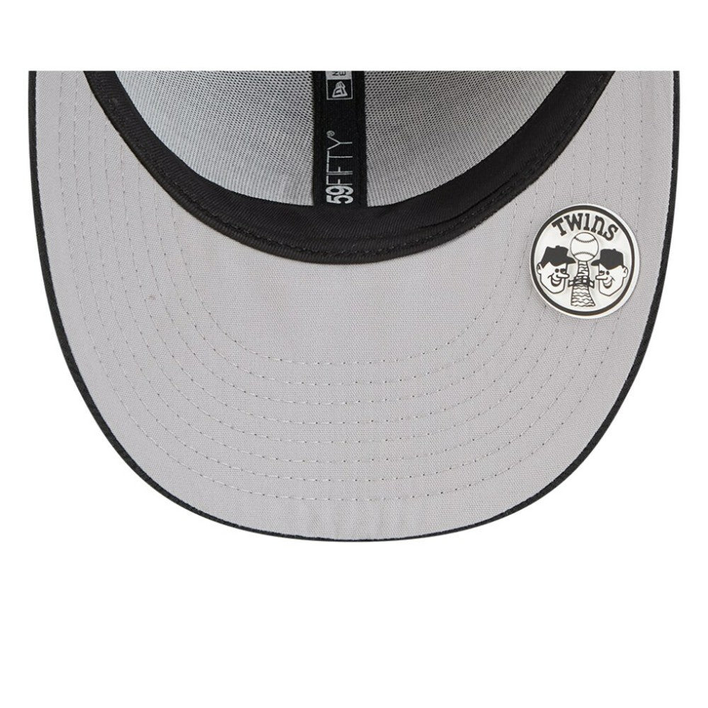 Minnesota Twins 2025 MLB Clubhouse Low Profile 59FIFTY Fitted Hat Black | New Era