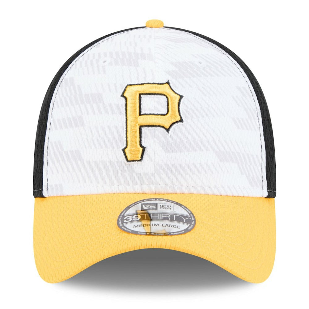 Pittsburgh Pirates 2025 MLB Clubhouse 39THIRTY Flex Hat Black/Gold | New Era