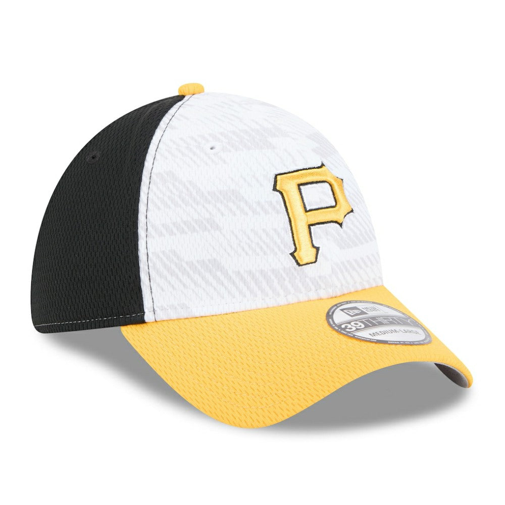 Pittsburgh Pirates 2025 MLB Clubhouse 39THIRTY Flex Hat Black/Gold | New Era
