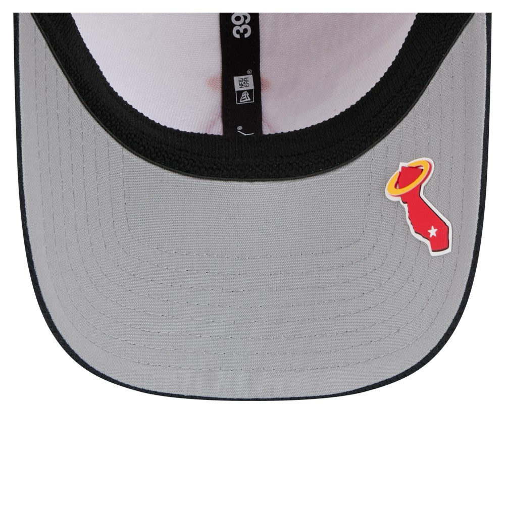 Los Angeles Angels 2025 MLB Clubhouse 39THIRTY Flex Hat Red/Navy | New Era