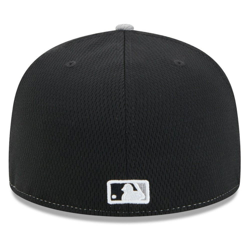 Chicago White Sox 2025 MLB Clubhouse 59FIFTY Fitted Hat Black/Gray | New Era