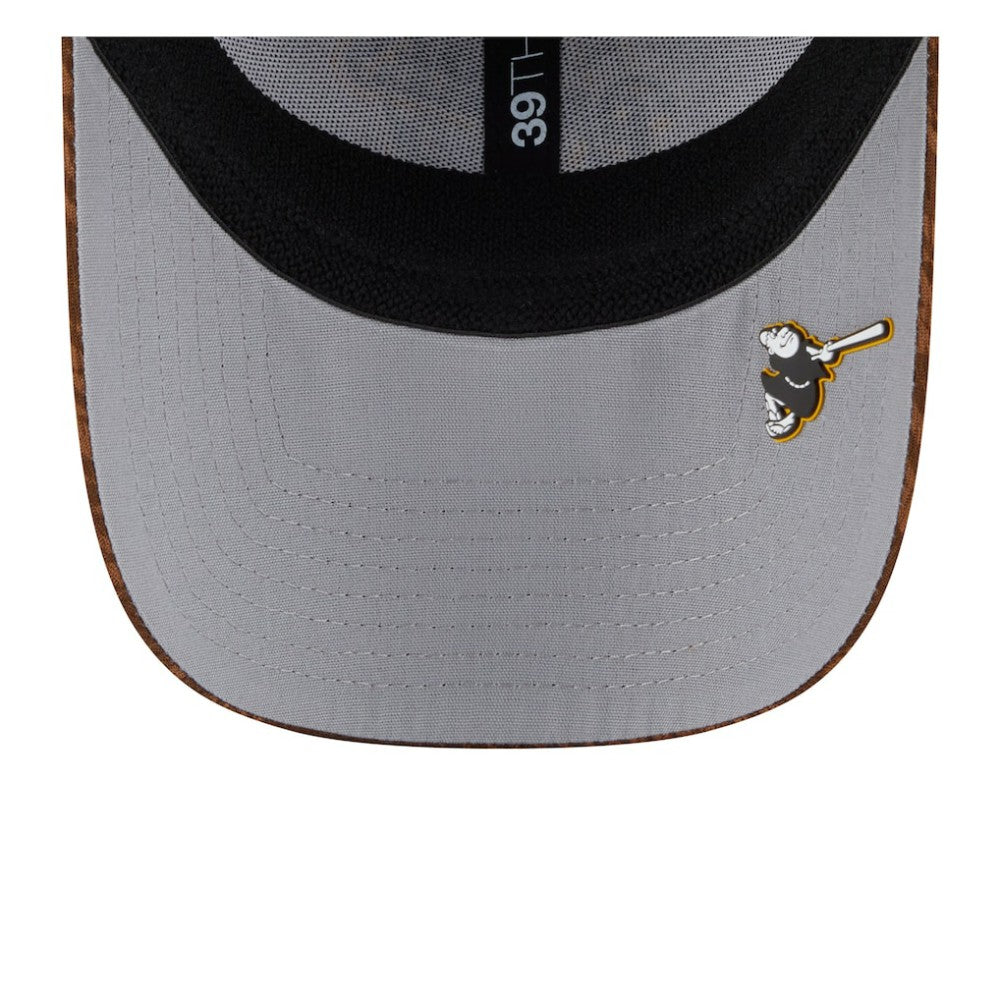 San Diego Padres 2025 MLB Clubhouse 39THIRTY Flex Hat Brown | New Era