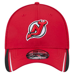 New Jersey Devils New Era Linear Featherweight 39THIRTY Flex Hat Red