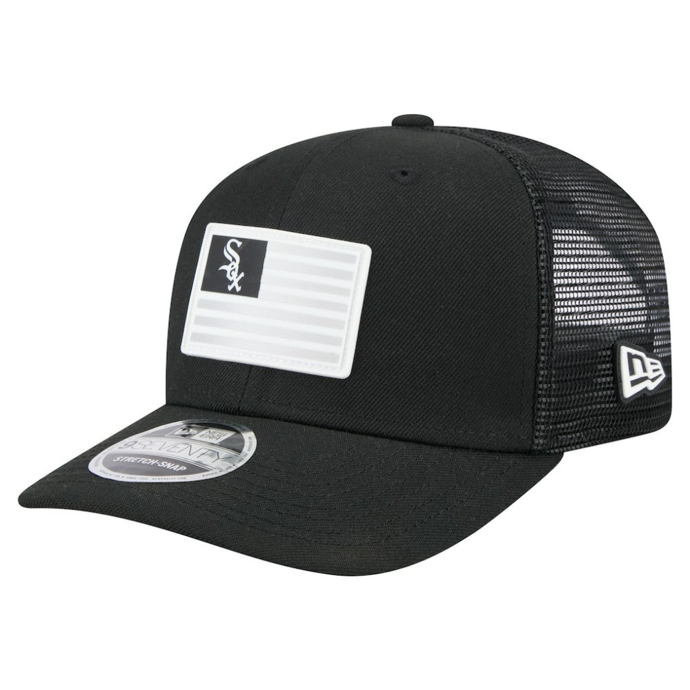 Chicago White Sox Flag 9SEVENTY Stretch-Snap Hat Black | New Era