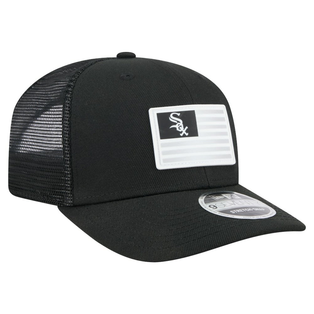Chicago White Sox Flag 9SEVENTY Stretch-Snap Hat Black | New Era