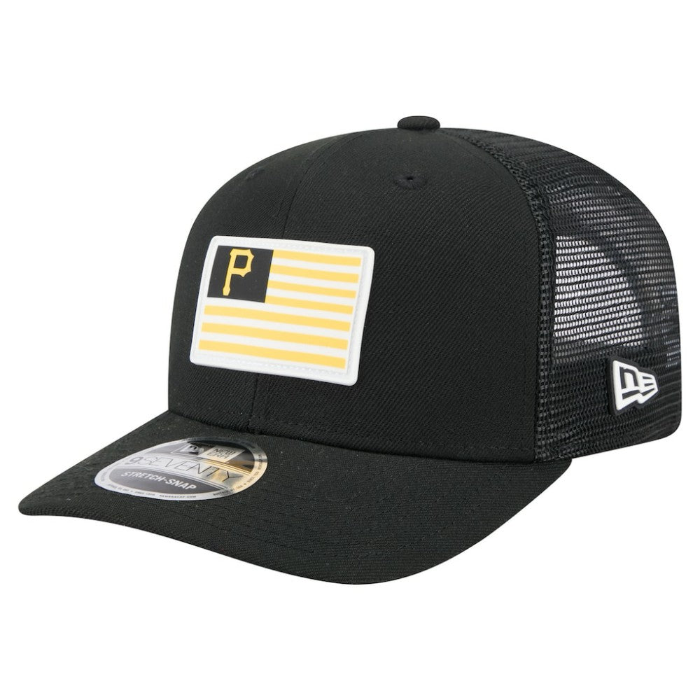 Pittsburgh Pirates Flag 9SEVENTY Stretch-Snap Hat Black | New Era