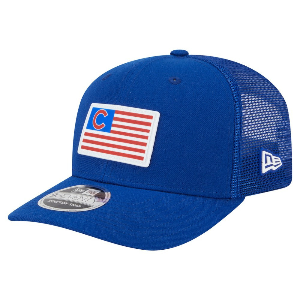 Chicago Cubs Flag 9SEVENTY Stretch-Snap Hat Royal | New Era