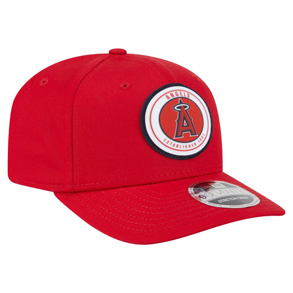 Los Angeles Angels Circle Patch 9SEVENTY Stretch-Snap Hat Red | New Era