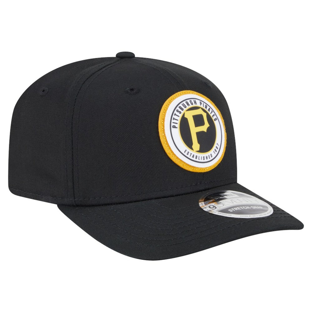 Pittsburgh Pirates Circle Patch 9SEVENTY Stretch-Snap Hat Black | New Era