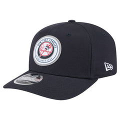 New York Yankees Circle Patch 9SEVENTY Stretch-Snap Hat Navy | New Era
