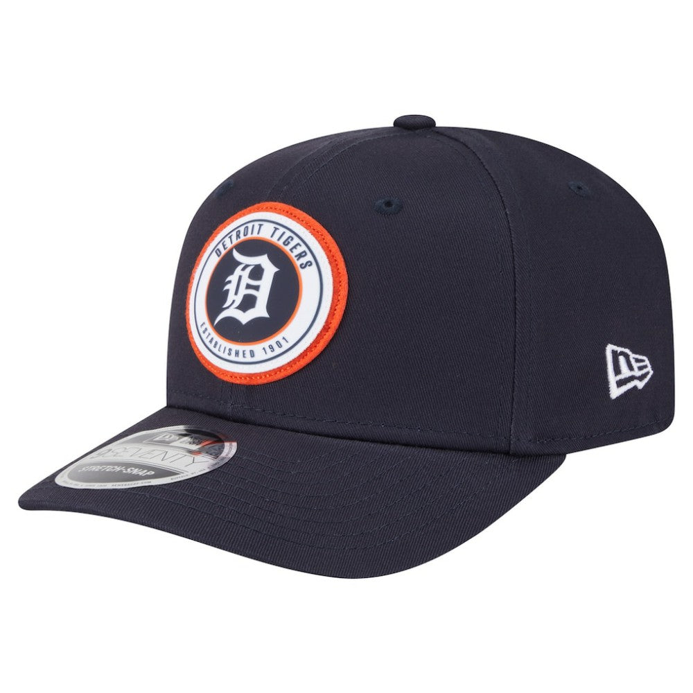 Detroit Tigers Circle Patch 9SEVENTY Stretch-Snap Hat Navy | New Era