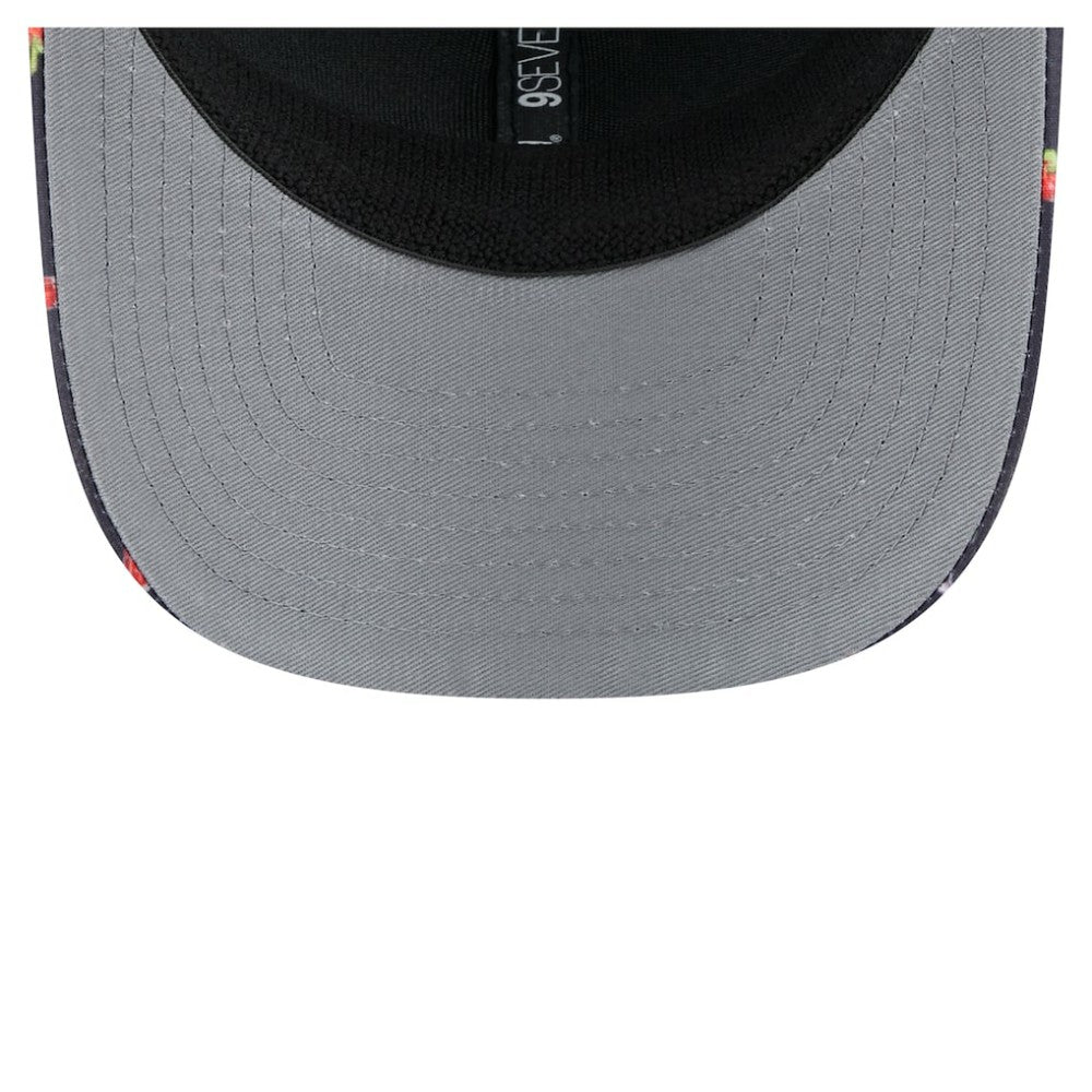 Chicago White Sox Adventure Drinks Pattern 9SEVENTY Stretch-Snap Hat Navy | New Era