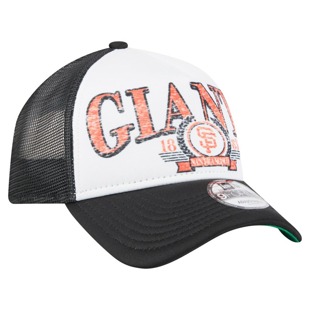 San Francisco Giants Distressed 9FORTY A-Frame Adjustable Trucker Hat Black | New Era