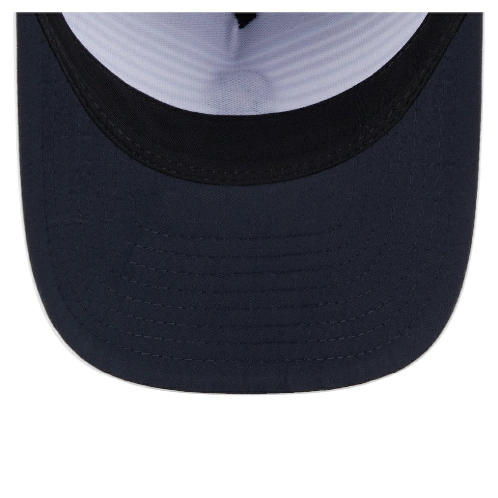 Seattle Mariners Gradient 9FORTY M-Crown Adjustable Hat Navy | New Era