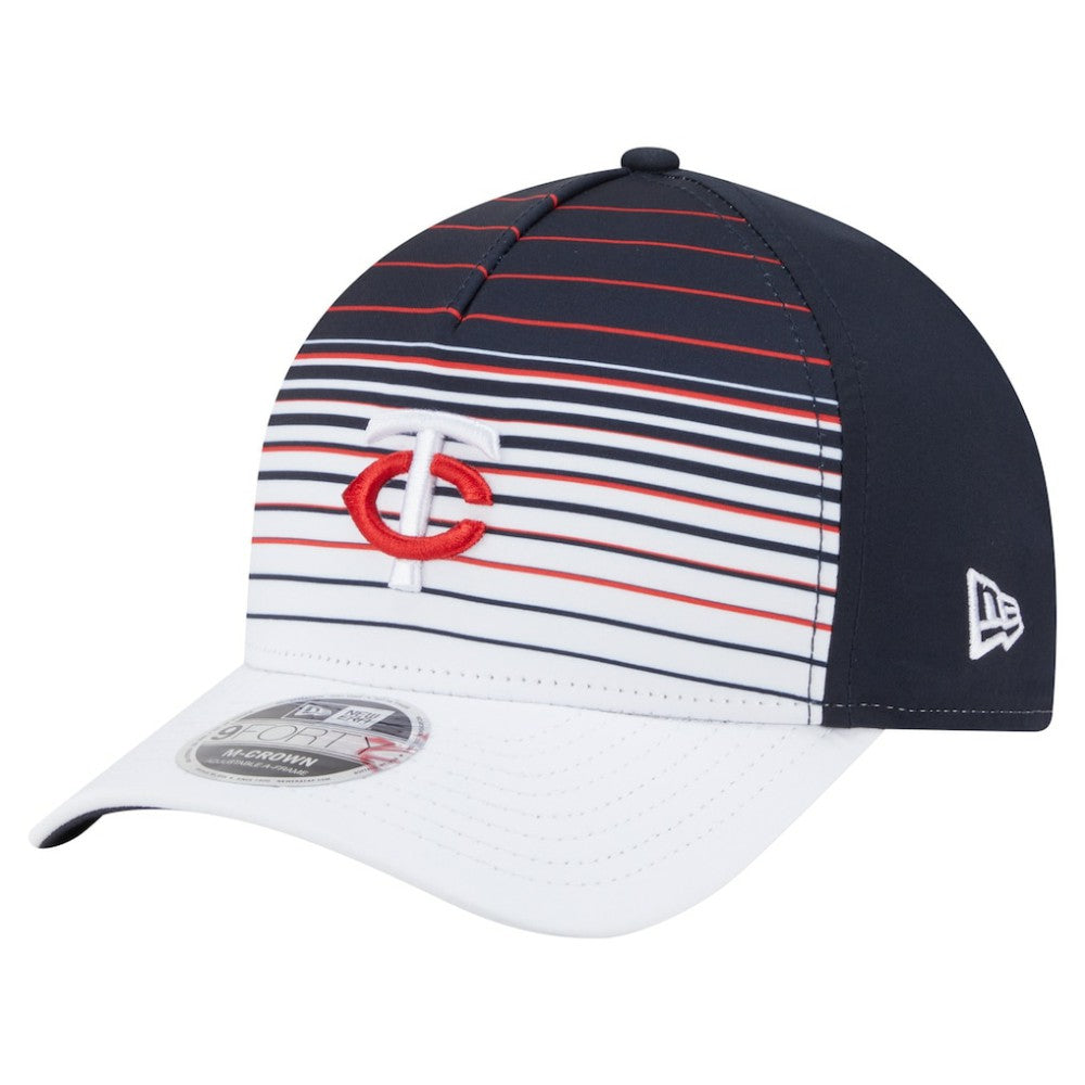 Minnesota Twins Gradient 9FORTY M-Crown Adjustable Hat Navy | New Era