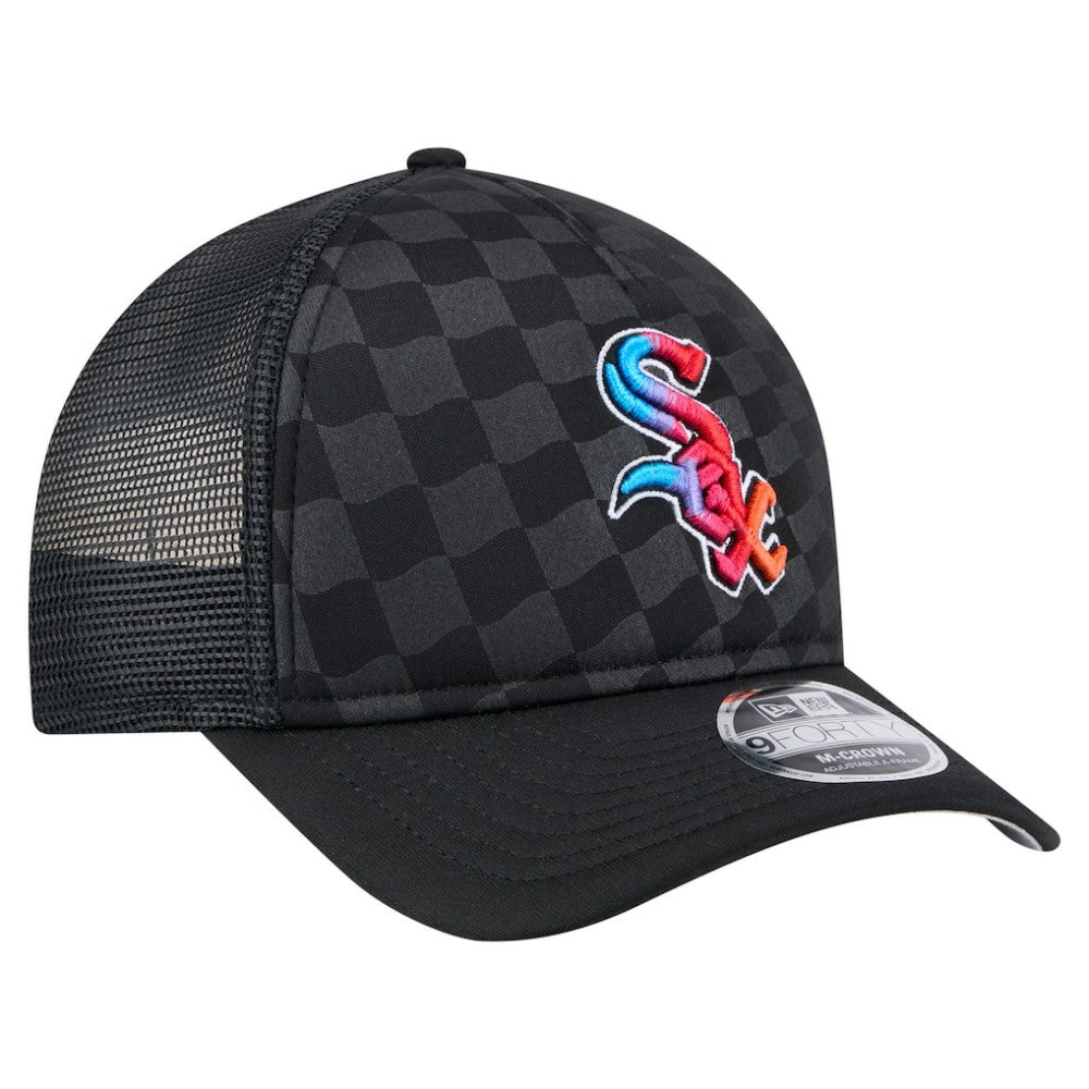 Chicago White Sox Gradient 9FORTY A-Frame M-Crown Trucker Adjustable Hat Black | New Era