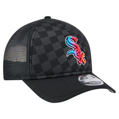 Chicago White Sox Gradient 9FORTY A-Frame M-Crown Trucker Adjustable Hat Black | New Era