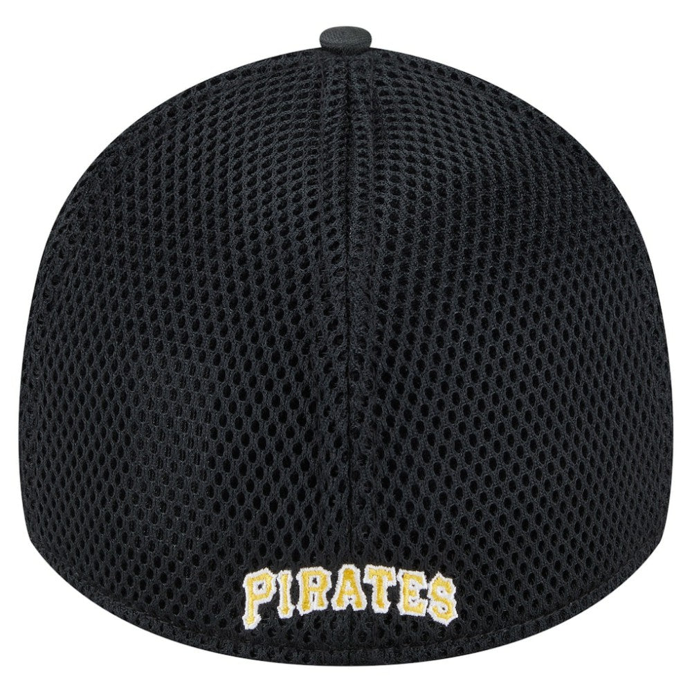Pittsburgh Pirates Subtle Camo 39THIRTY Flex Hat Black | New Era