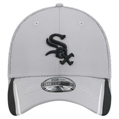 Chicago White Sox Linear 39THIRTY Flex Hat Gray | New Era