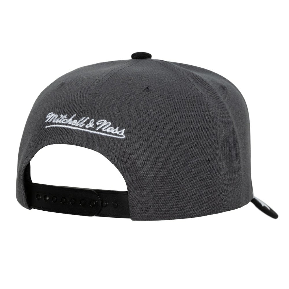 Vegas Golden Knights Mitchell & Ness Underarch Two-Tone Pro Crown Snapback Hat Gray/Black