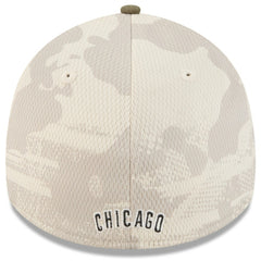 Chicago Cubs 2025 Armed Forces Day 39THIRTY Flex Hat Light Beige/Olive | New Era