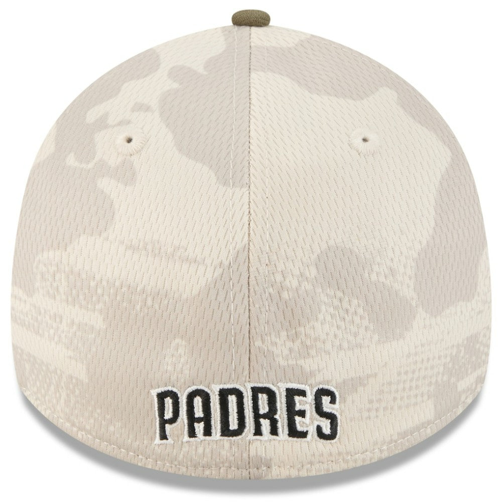 San Diego Padres 2025 Armed Forces Day 39THIRTY Flex Hat Light Beige/Olive | New Era