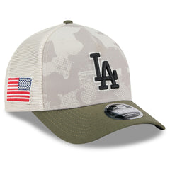 Los Angeles Dodgers 2025 Armed Forces Day 9FORTY M-Crown A-Frame Adjustable Hat Light Beige/Olive | New Era