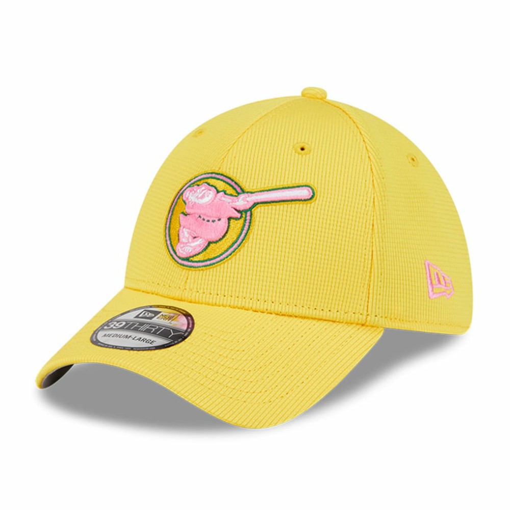 San Diego Padres City Connect Batting Practice 39THIRTY Flex Hat Yellow | New Era