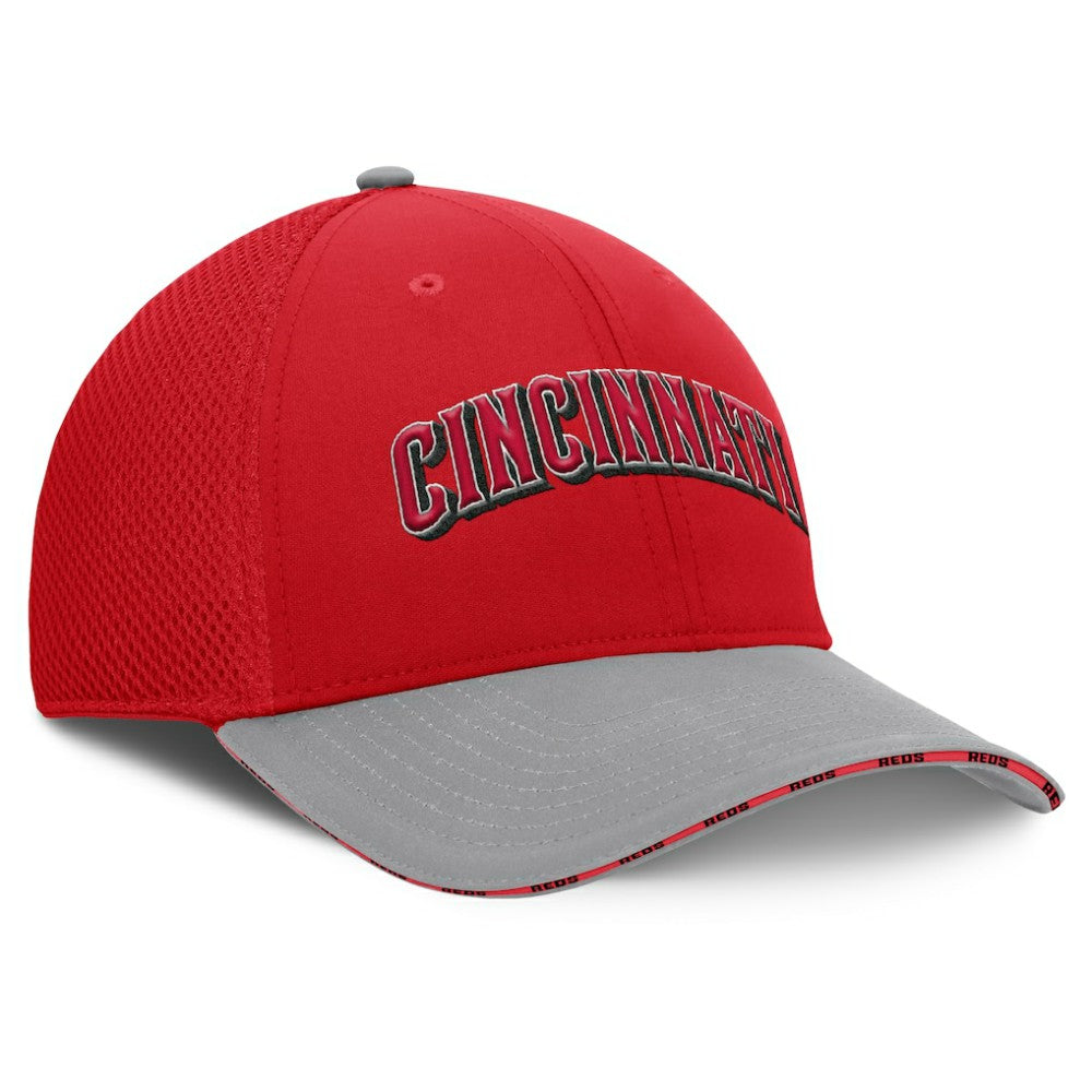 Cincinnati Reds Pennant Flex Hat Red/Gray
