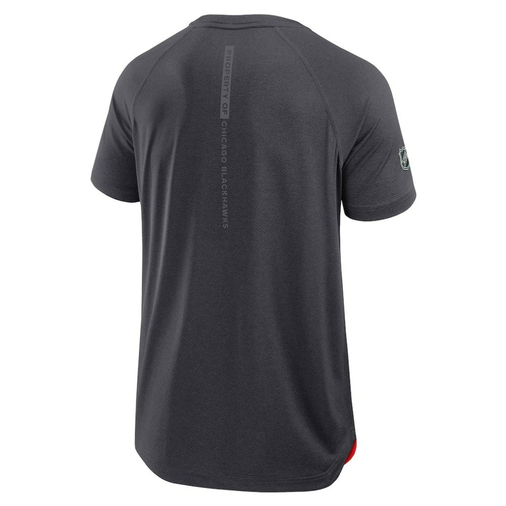 Chicago Blackhawks Fanatics Authentic Pro Rink Raglan Performance T-Shirt Charcoal