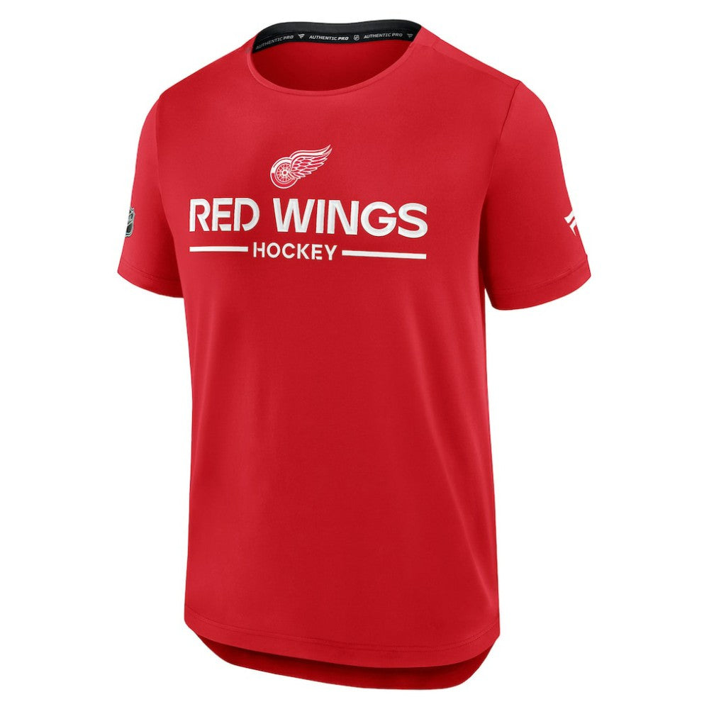 Detroit Red Wings Fanatics Authentic Pro Rink Tech T-Shirt Red