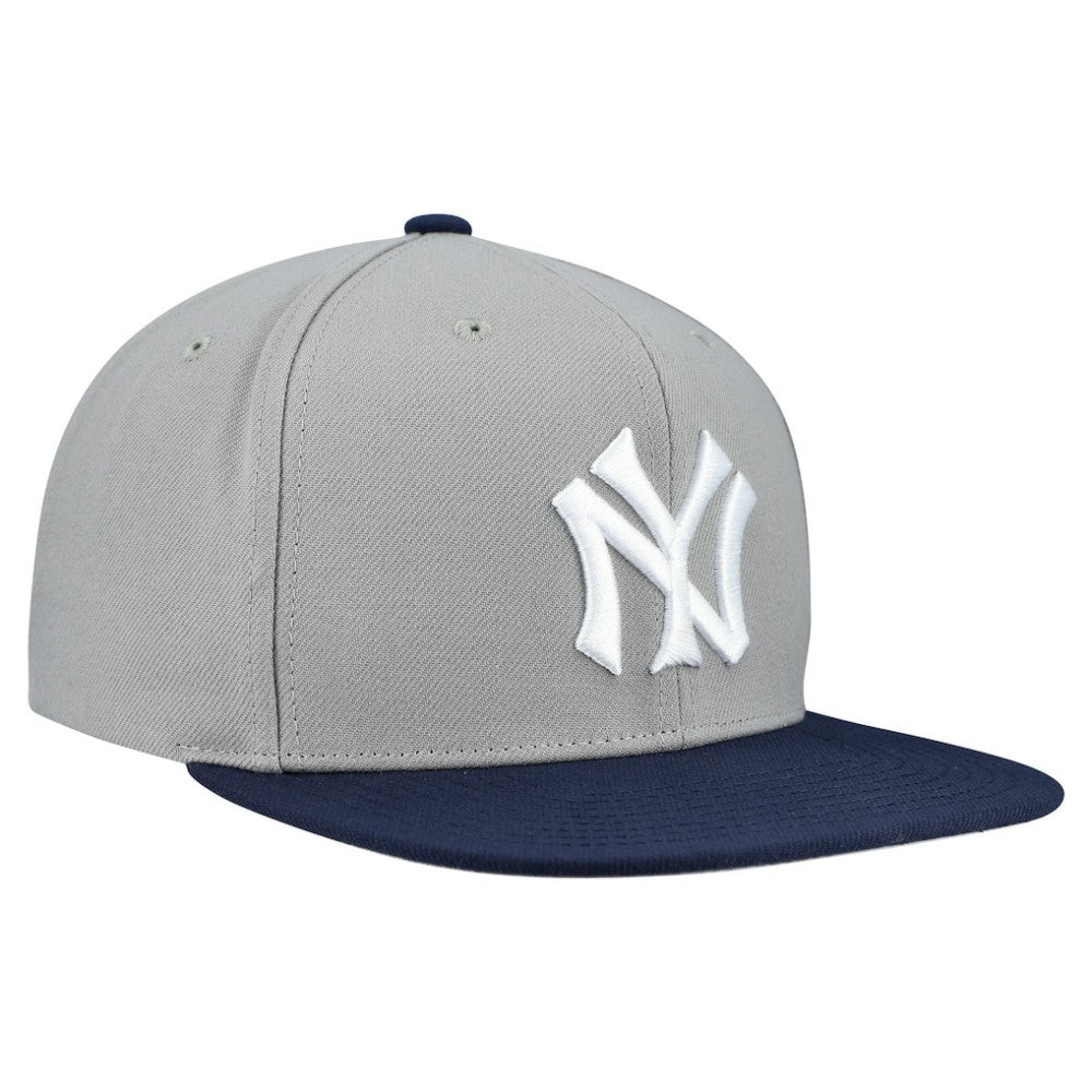 New York Yankees Cooperstown Collection Basic Flip Snapback Hat Gray | Mitchell & Ness