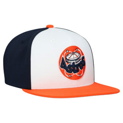 Houston Astros Cooperstown Collection Basic Flip Snapback Hat White | Mitchell & Ness