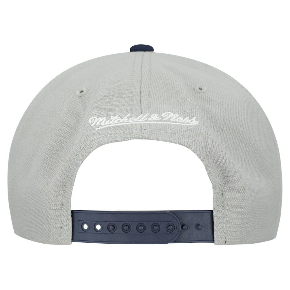Atlanta Braves Basic Flip Snapback Hat Gray | Mitchell & Ness