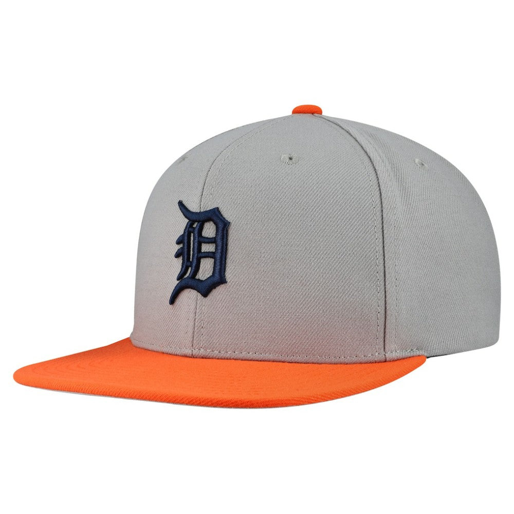 Detroit Tigers Basic Flip Snapback Hat Gray | Mitchell & Ness